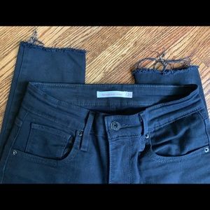 Black 721 Levi’s high rise jeans